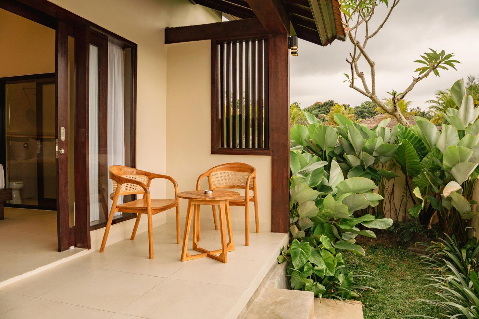 Tut Winten Villa Ubud エクステリア 写真